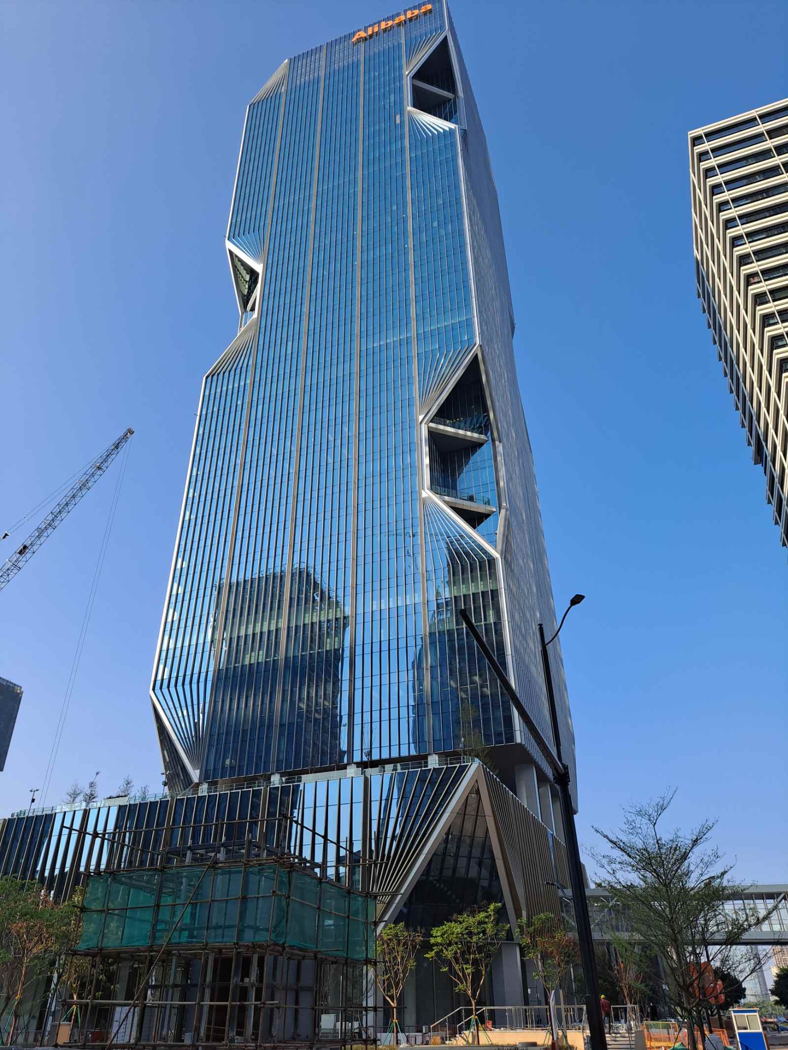 e097f5f864c54028baf199a799dd3e5c